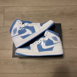 Size 9.5 - Air Jordan 1 Mid “Legend Blue” 2024 (NEW MISSING LID) | FZ2142-114