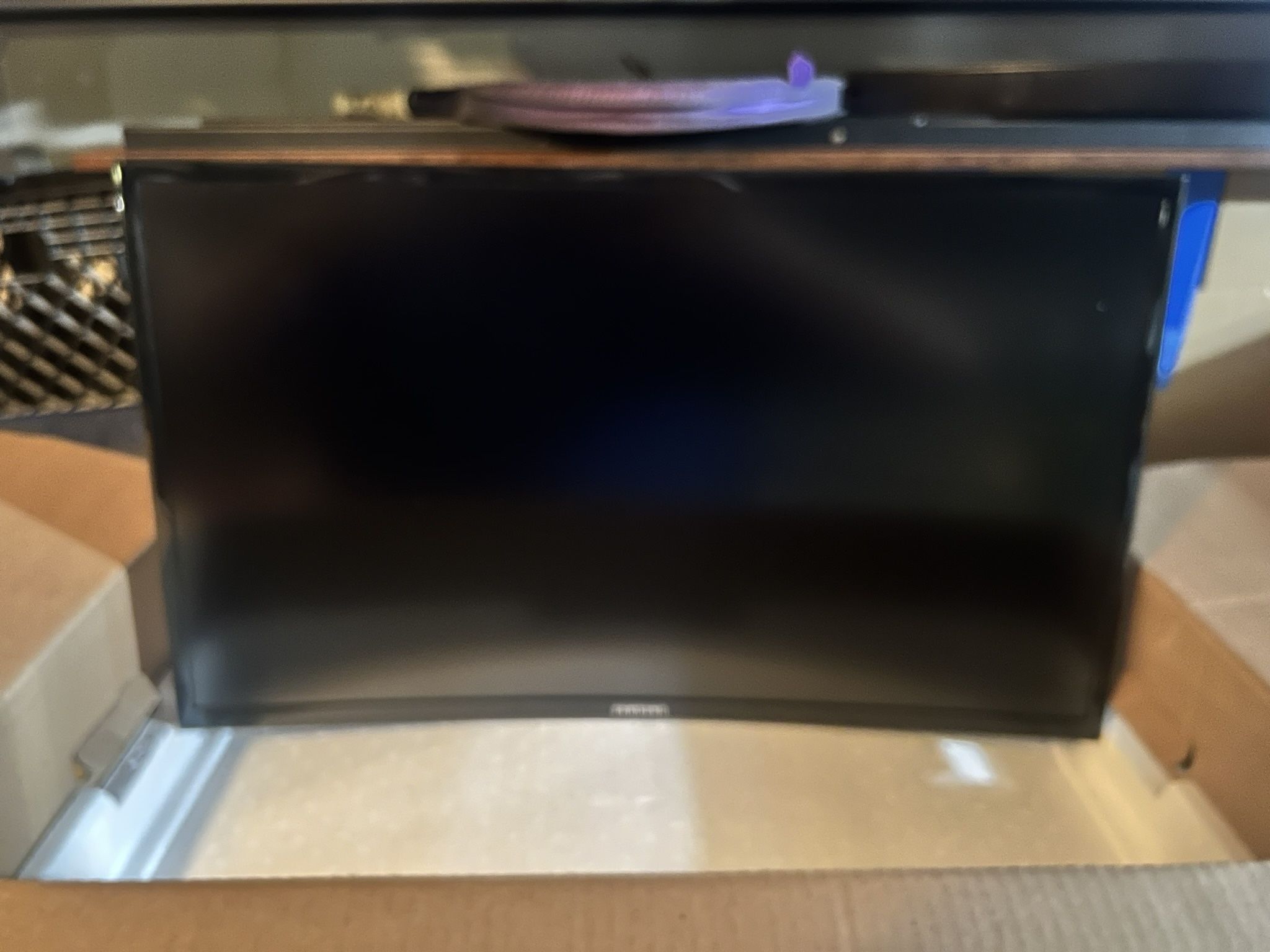 Samsung CF390 27” Curved Monitor