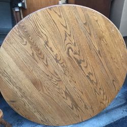 Table 4. Chairs  Base Is in Back Of Chairs