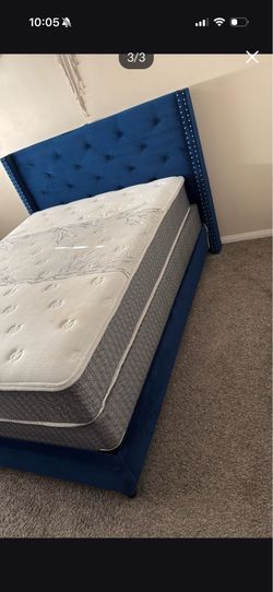 Queen bed with mattress