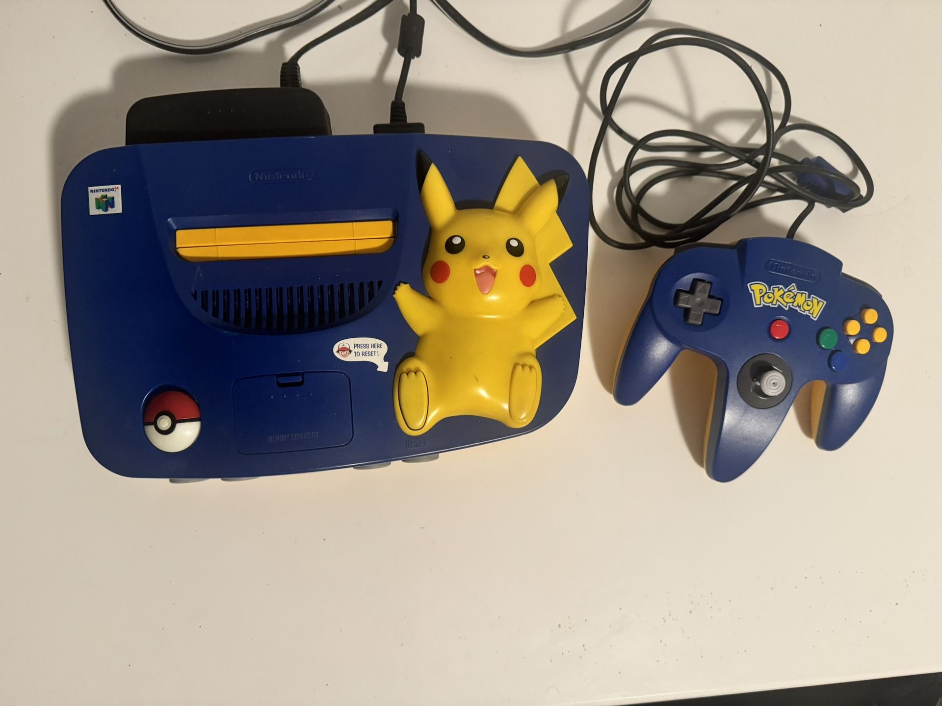 Pikachu Nintendo 64 *USA* N64 Pokemon *Console/ Controller!! Great Condition!!