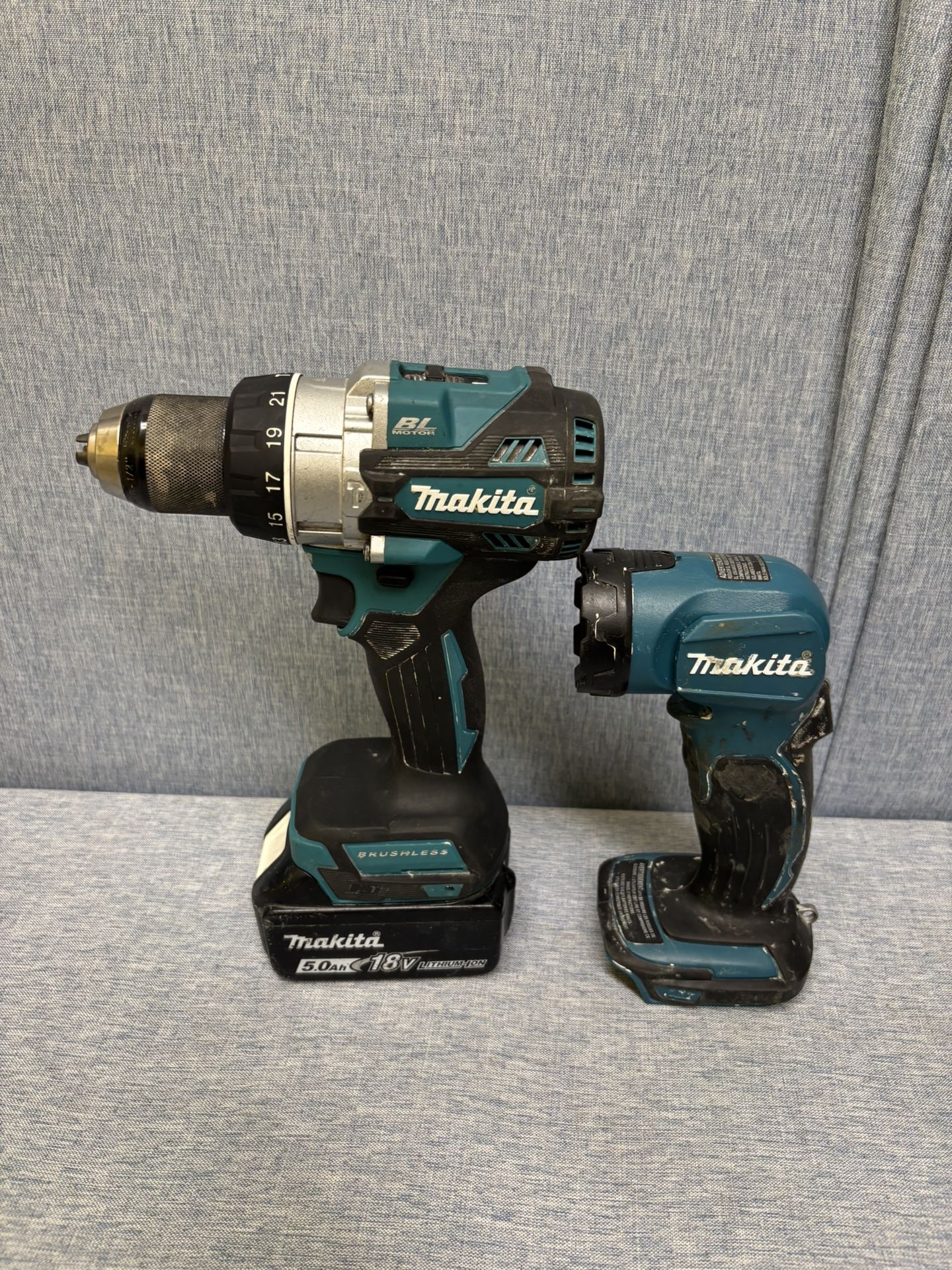 Makita Hammer Drill Driver W Flashlight