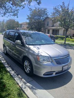 2014 Chrysler Town & Country