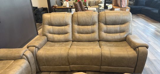 Recliner Sofa