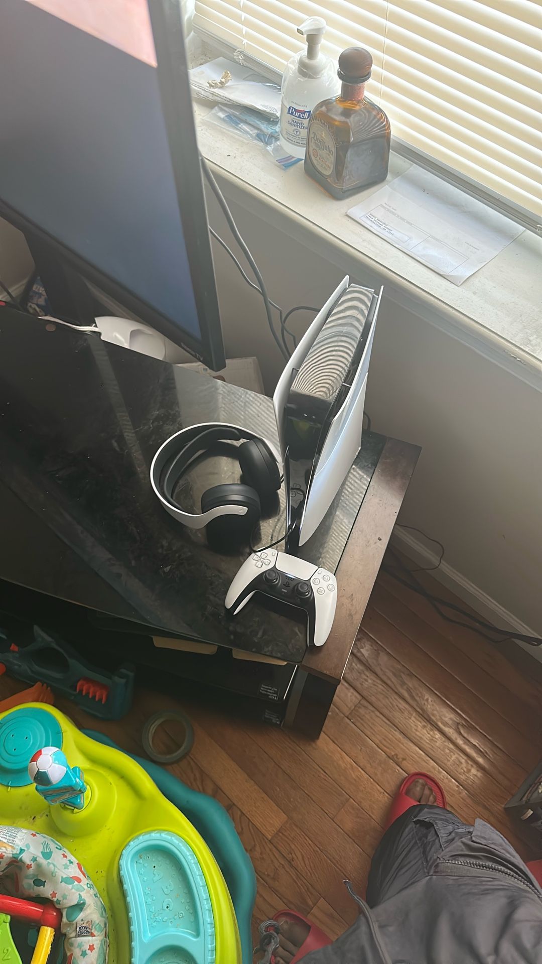 PlayStation 5 & Wireless Headphones