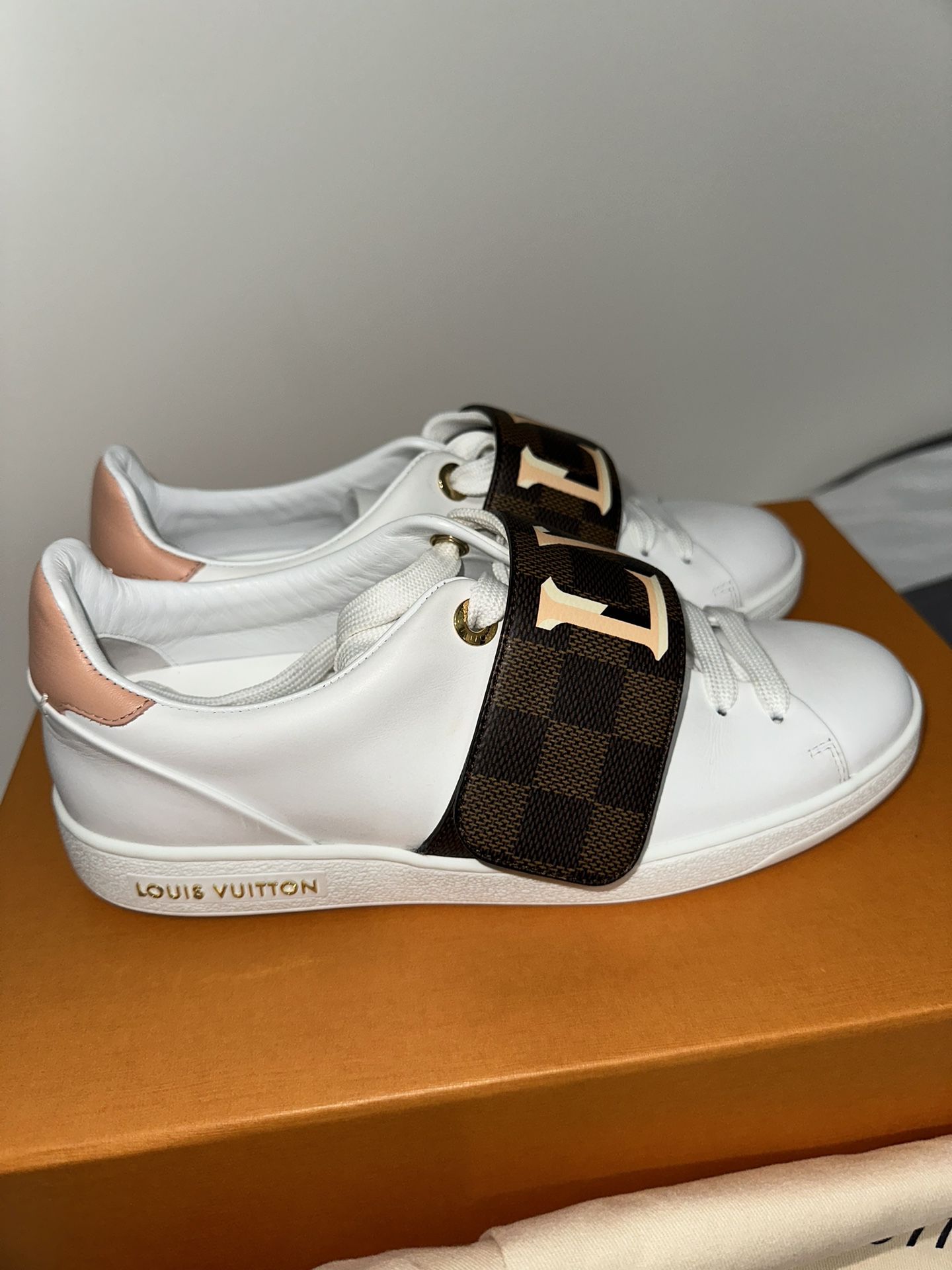 Louis Vuitton White Leather Front Row Sneakers with Pink Mink Size EU 38 /  US 8 for Sale in Oceanside, CA - OfferUp