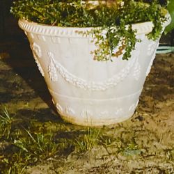 Large Round Flower Pot Holder