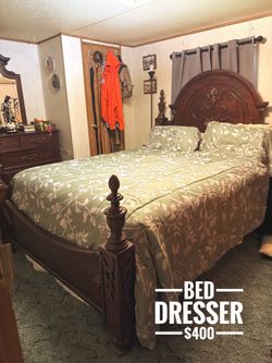 King solid wood BR suite with dresser