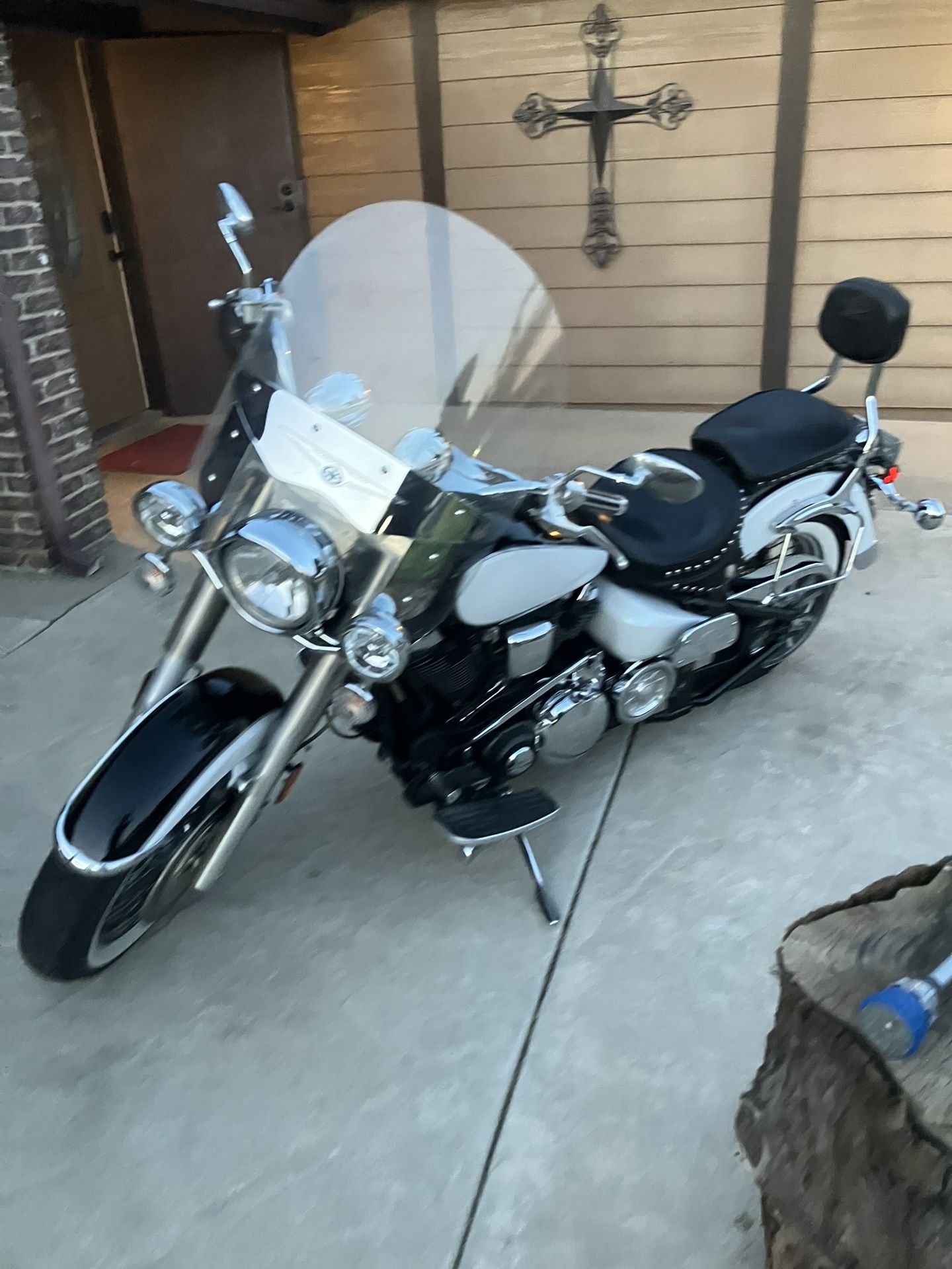 2005 Yamaha Roadstar Silverado