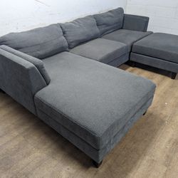 Free Delivery! Grey Modern Sectional Couch With Chaise 