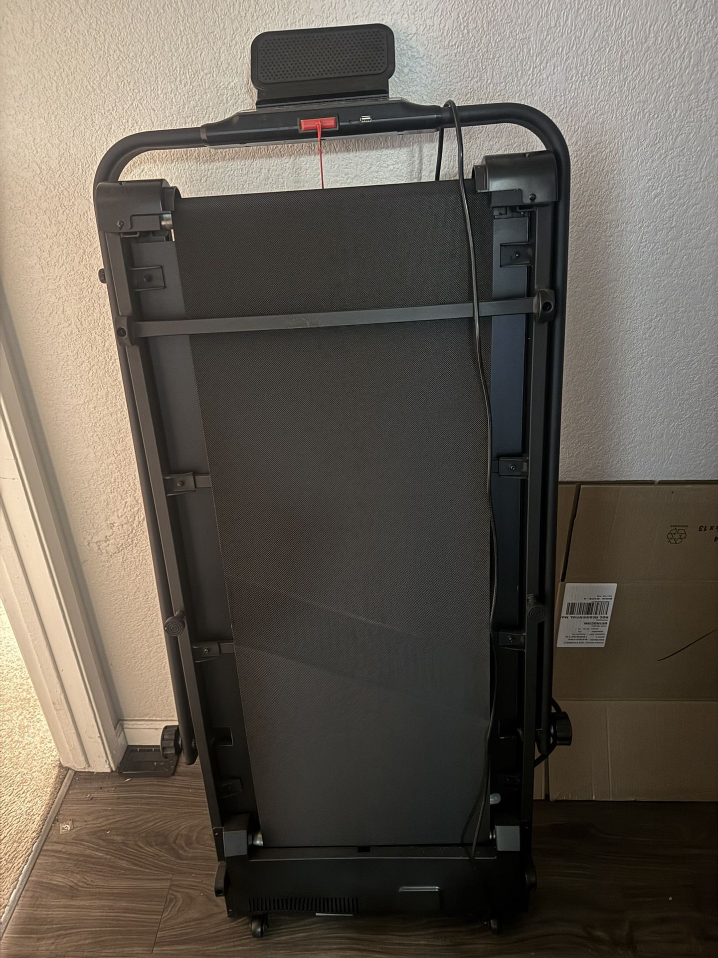 Treadmill / Walking Pad MUST GO BY TODAY