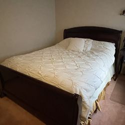 Complete Queen Bed + Nightstand