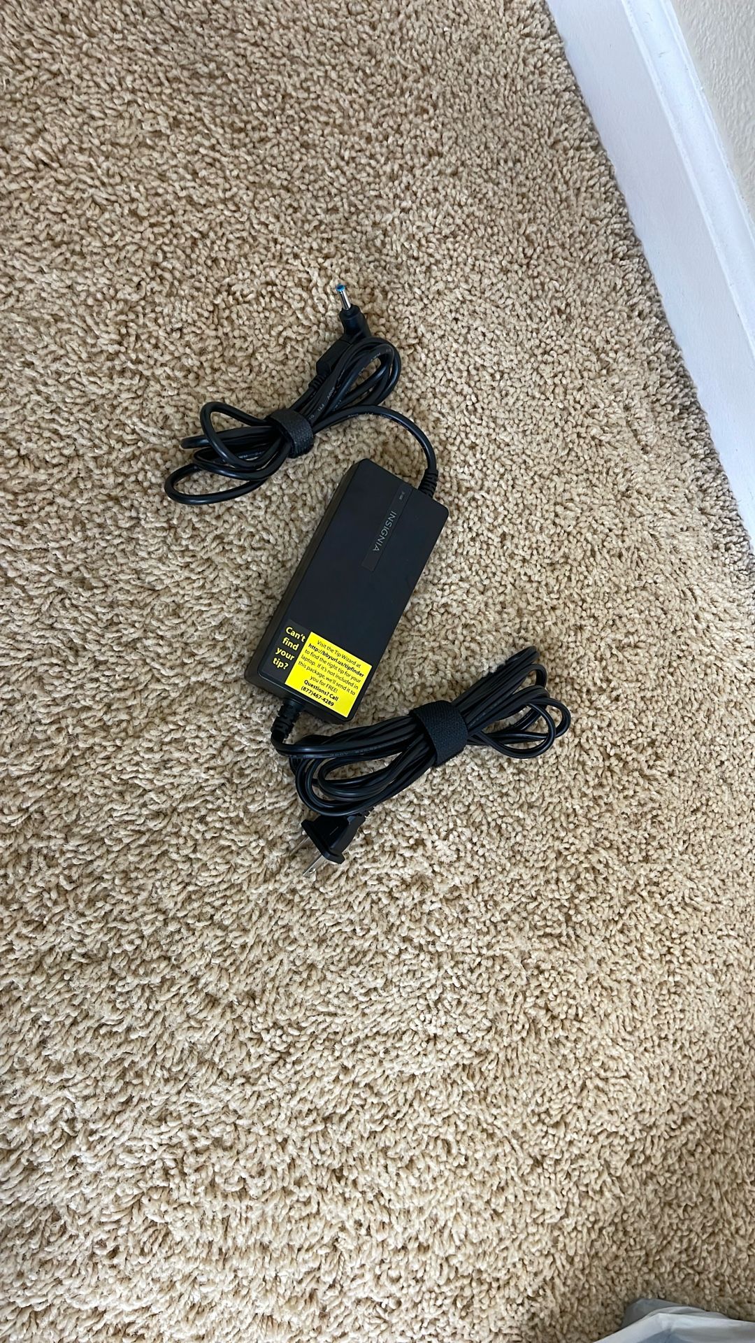 OE Insignia 90W AC Adapter NS-PWLC591 Power Supply, 19V, 4.74A, W/ Blue Tip #29