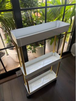 Shelves on wheels-New with label 🏷️