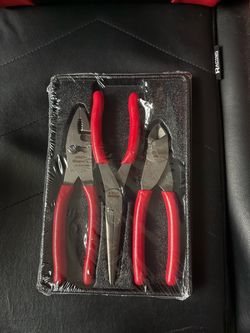 Snap on pliers set