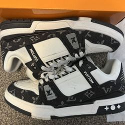 Louis Vuitton Trainer- Make offer 