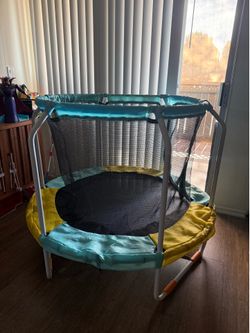 Small enclosed trampoline