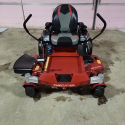 Toro riding lawn mower