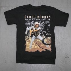 Garth Brooks World Tour Concert shirt