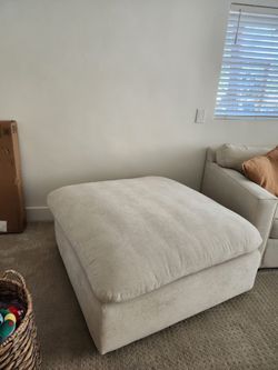 Living Spaces Ottoman