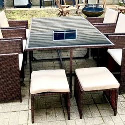Exterior dining table 