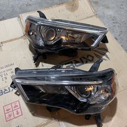 2018 Factory 4Runner SR5 Headlights