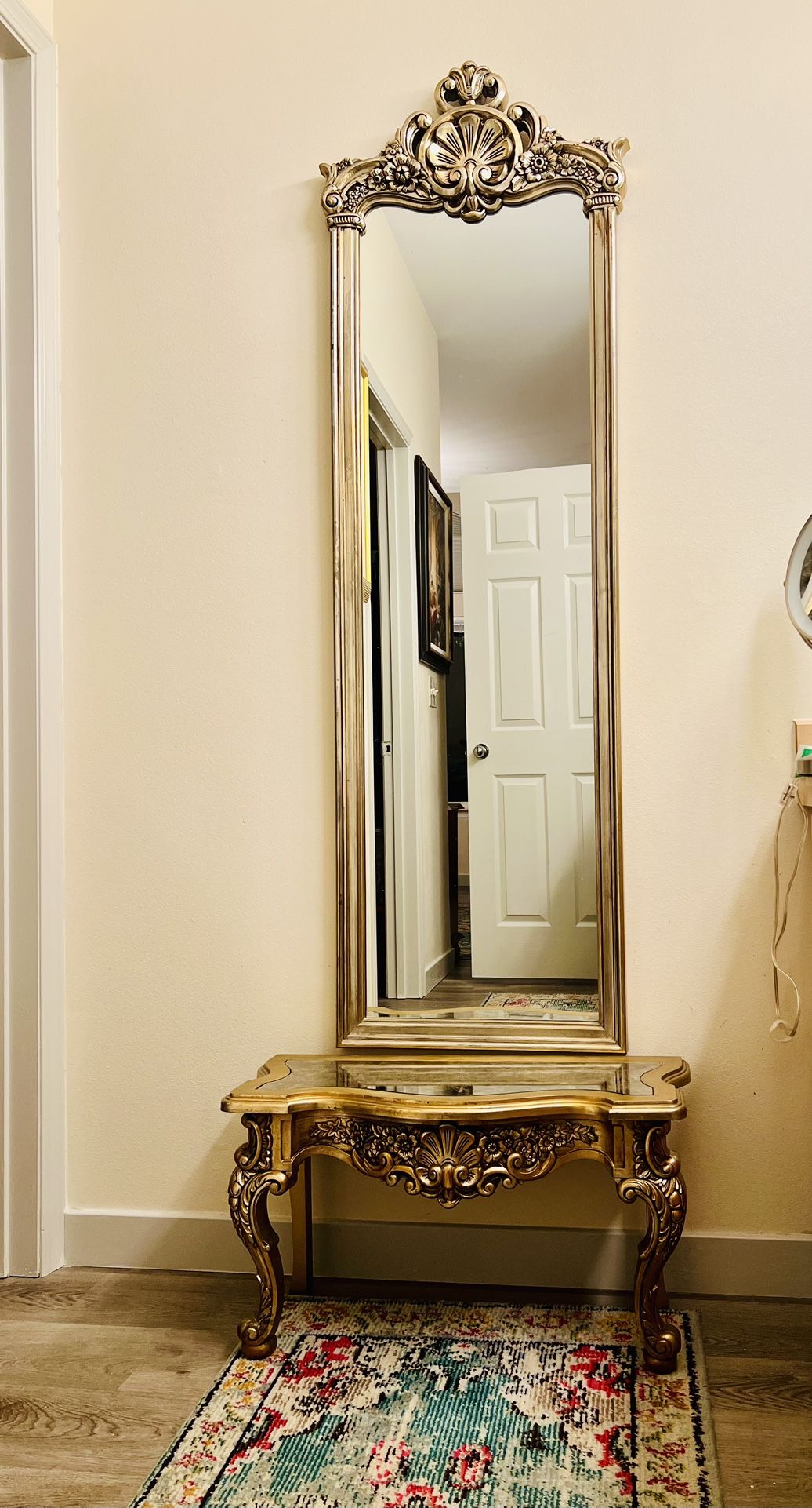 Hollywood Regency Syroco mirror and table set