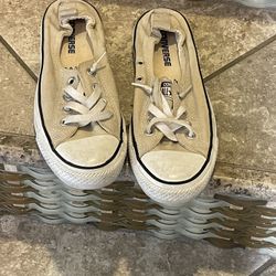 Women Converse
