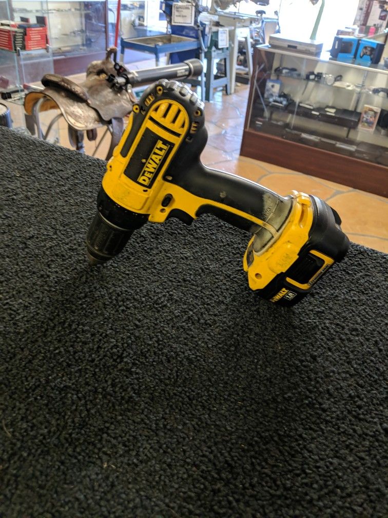 DeWalt Drill 18 Volt Lithium Ion Dcd 760