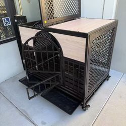 New dog house dog crate 