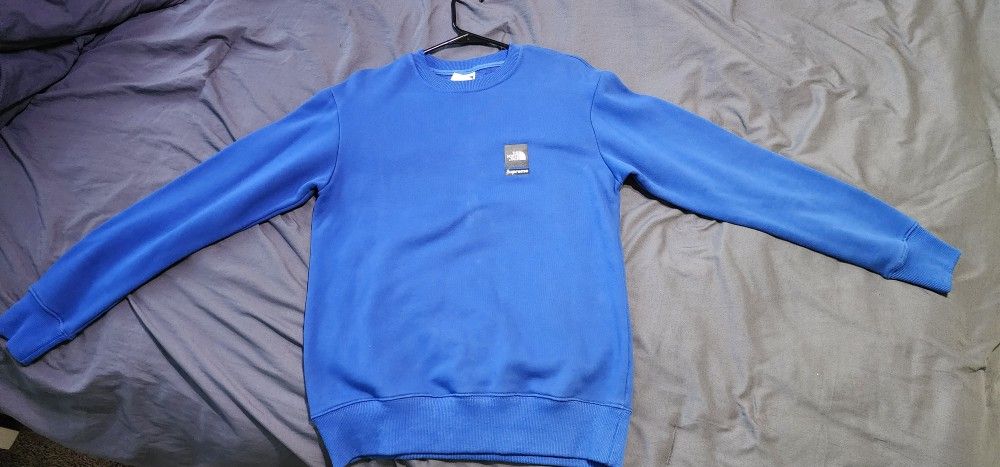Supreme × Northface Sweater
