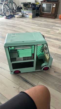 Our Generation Sweet Stop Ice Cream Truck Light Blue Lights Turn On For 19” Doll