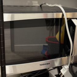 Toshiba Microwave 