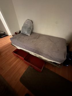 Mattress Included 100$
