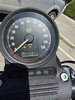 2018 Harley Davidson 883 Sporter