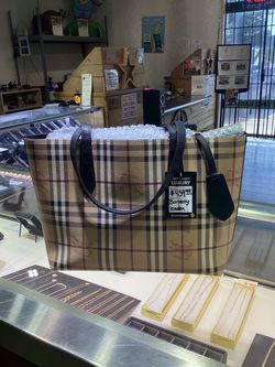 Burberry London tote