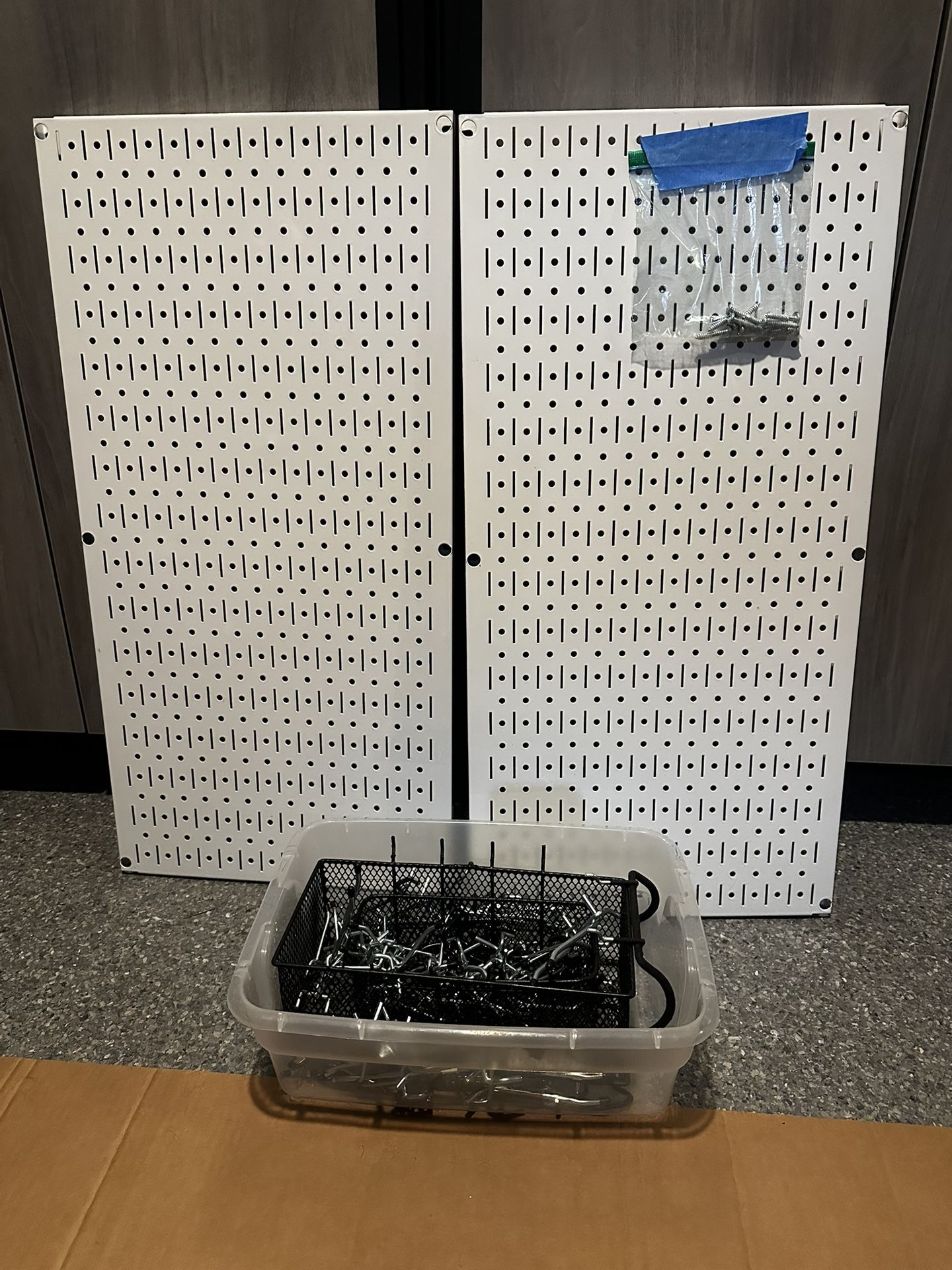 Steel Pegboard With 95 Variety Of Hooks And Baskets