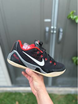 Size 10.5 Nike Kobe 9 EM Lace Up Basketball Shoes Laser Crimson 646701-001 Mens Size 10.5