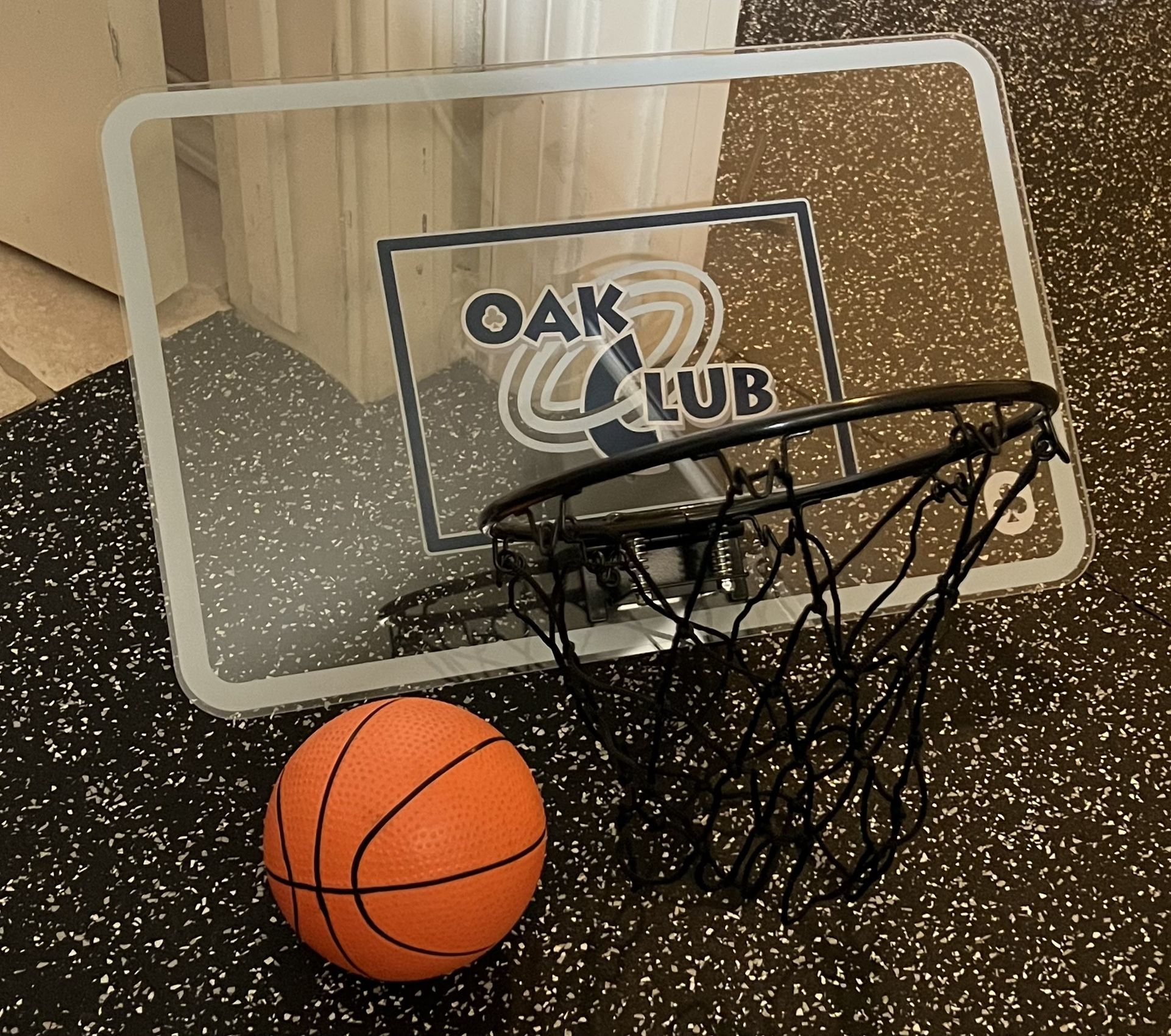 Squat Rack Basketball Hoop W/Ball