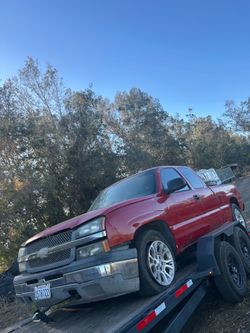 Chevy Silverado (part out)