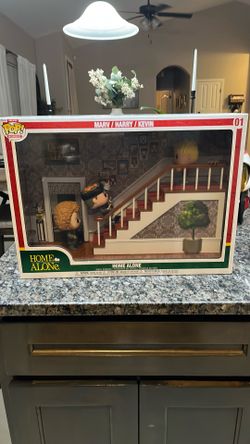 Funko Pop! Deluxe Moments: Home Alone – Marv / Harry / Kevin (01)