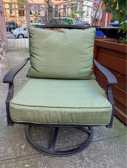Martha Stewart Living Outdoor Metal Swivel Patio Chair