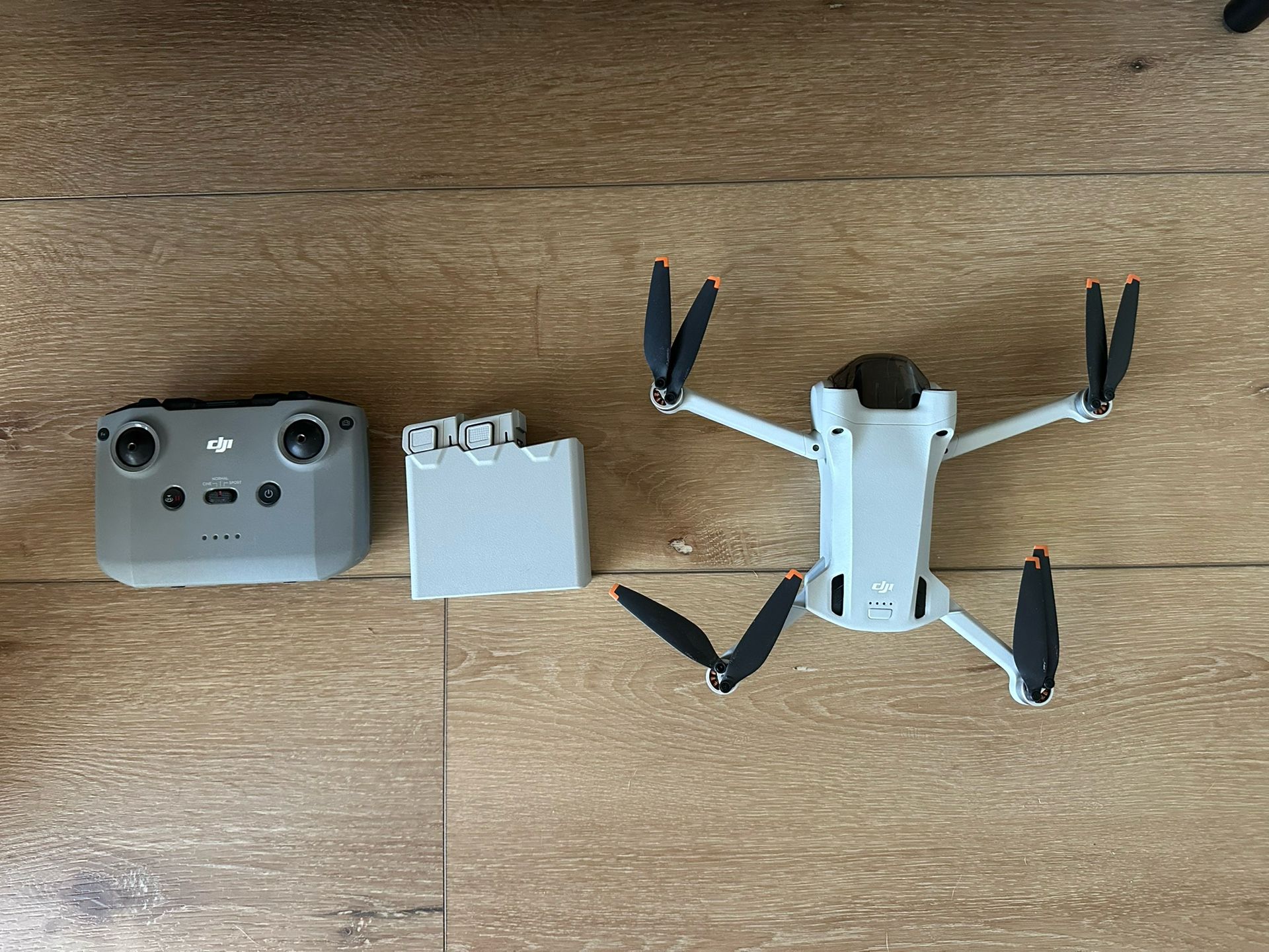 DJI Mini 3 Pro Drone Bundle