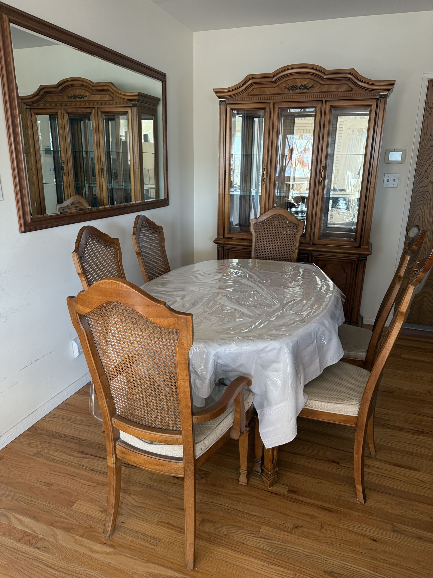 Expandable Dining Table Set with China Cabinet (Mirror also available)