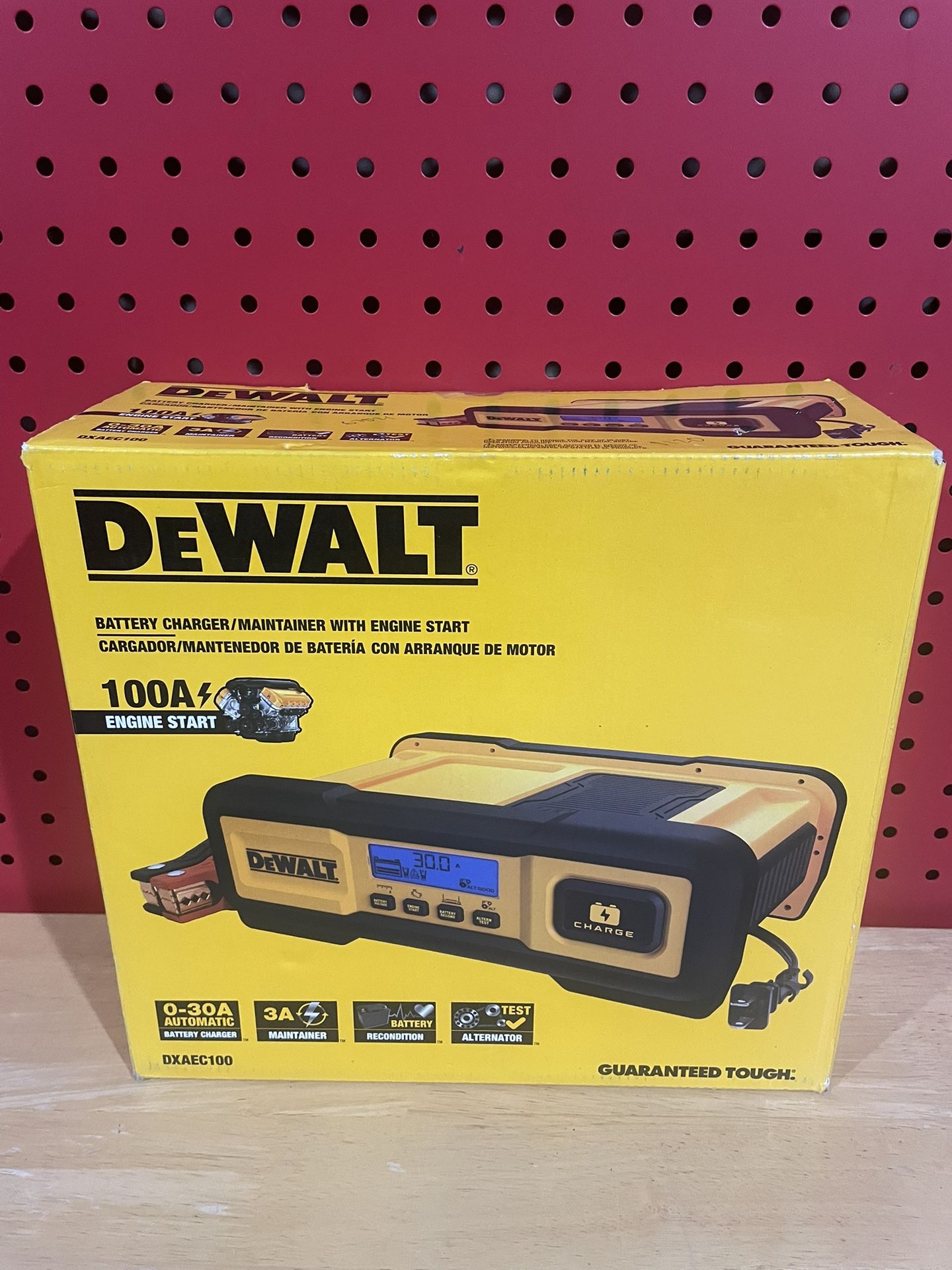 Dewalt Professional 30 Amp Battery Charger