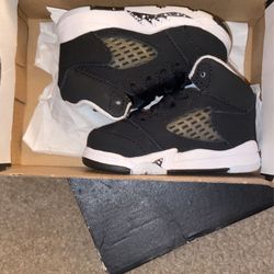 Jordan 5 Retro Size 3c $85