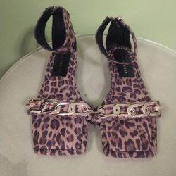 Good American Women's Leopard Print Flat