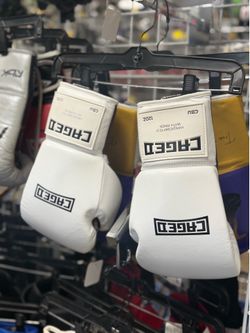 Caged Lace Boxing Gloves - 12 oz (used)