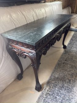 Animal Paw Buffet Table