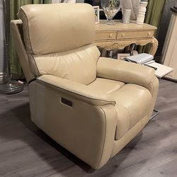 Recliner